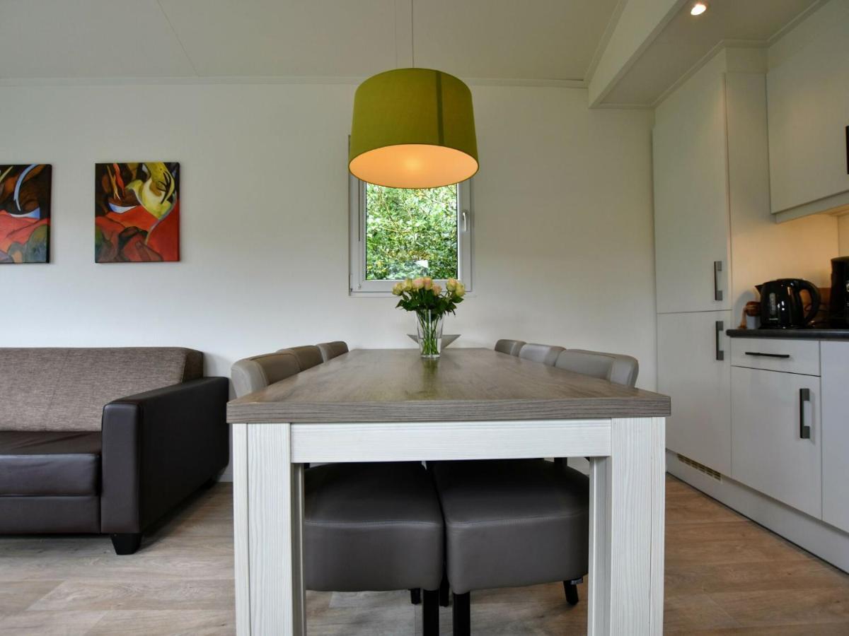Spacious Chalet In Wolfheze With Garden Екстер'єр фото